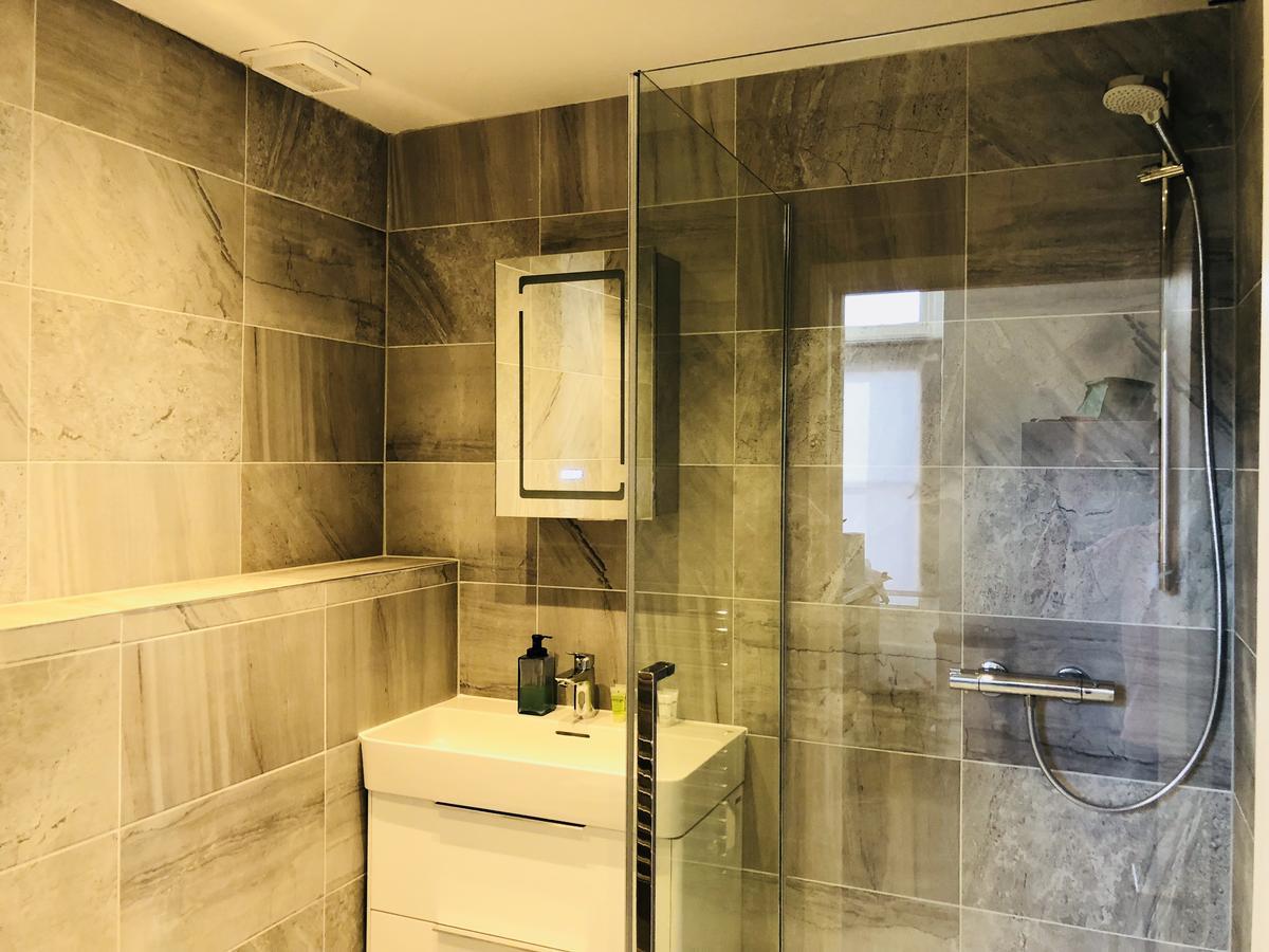 Spacious & Modern 2 Bed At Knightsbridge Appartement Londres